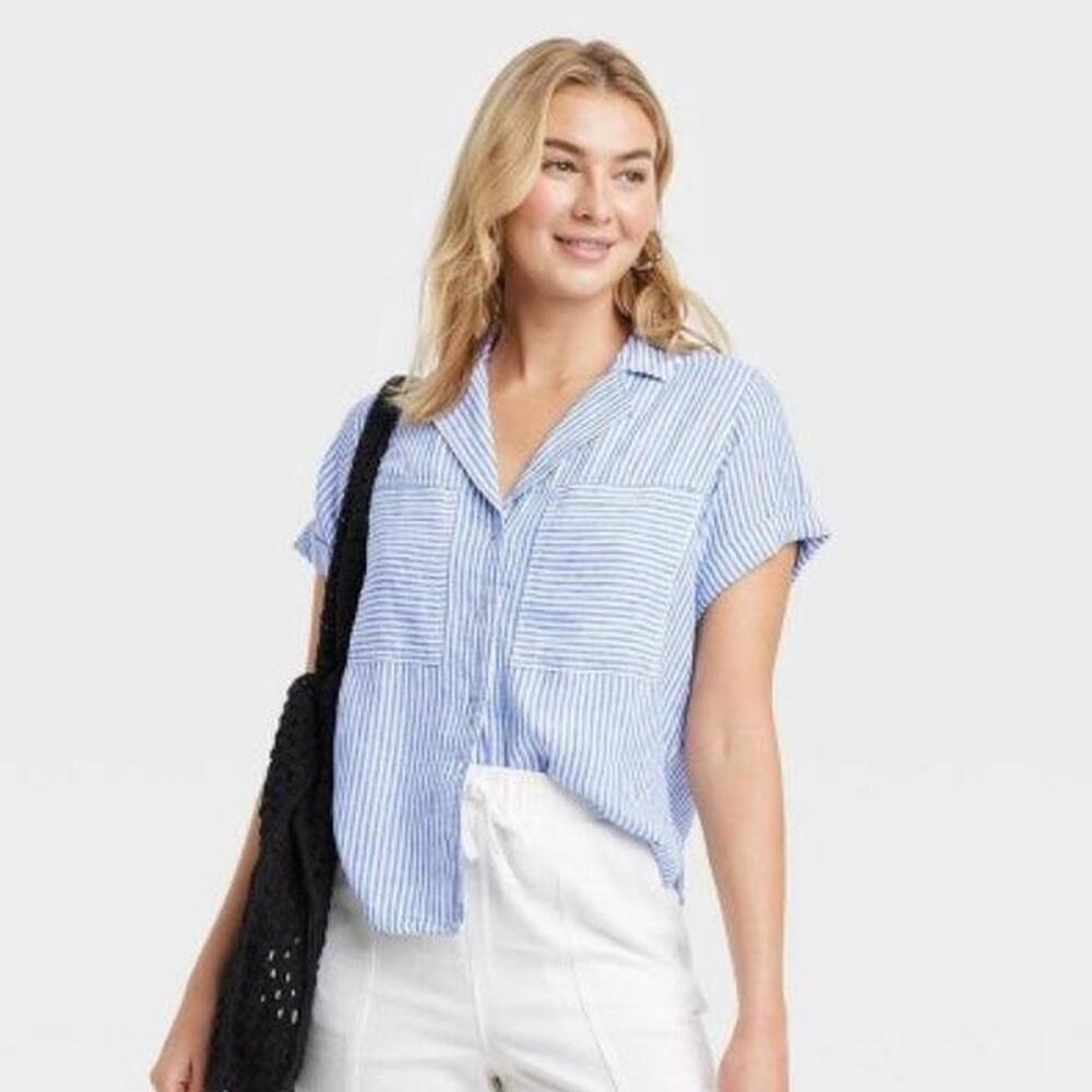 Universal Thread Striped Button-Down Cropped Shir… - image 1